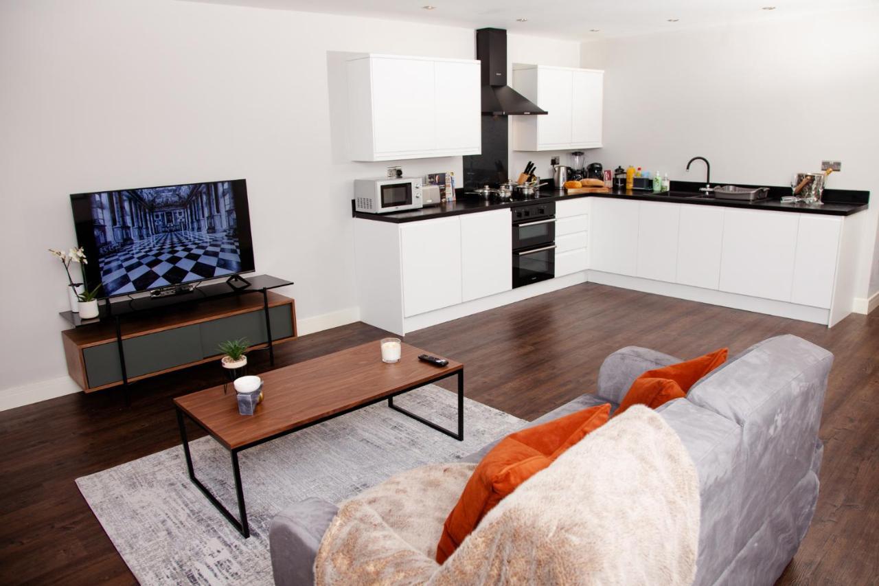 High Life Serviced Apartments - Old Town Swindon Exterior foto
